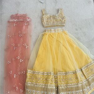 Lashkaraa Brand New Yellow and Pink or Haldi Lehenga (XS)